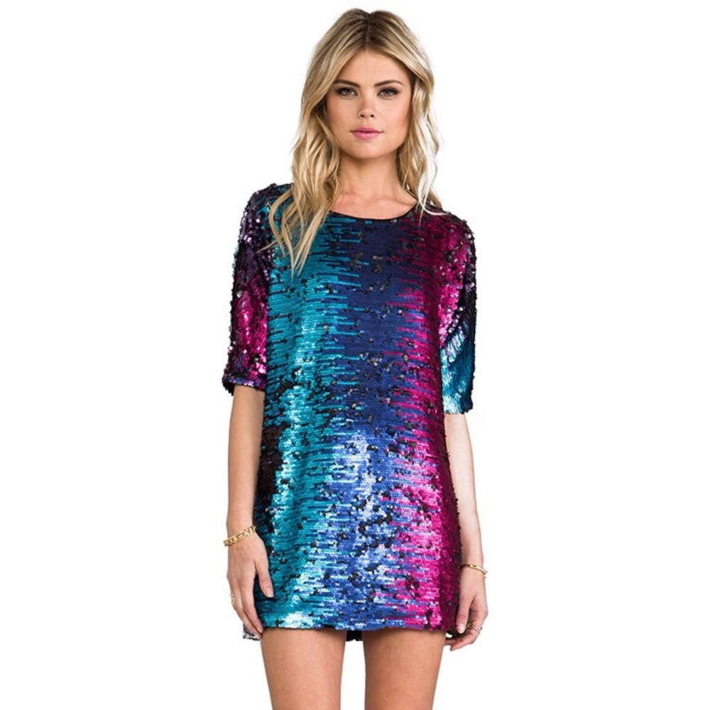 Shift Dress in Matte Magenta BLAQUE LABEL‎ All Over Sequins Size Small Revolve